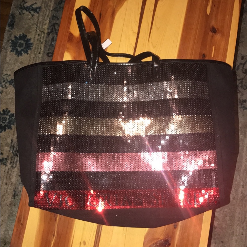 NWT Victoria's Secret Sequin Tote & Wristlet